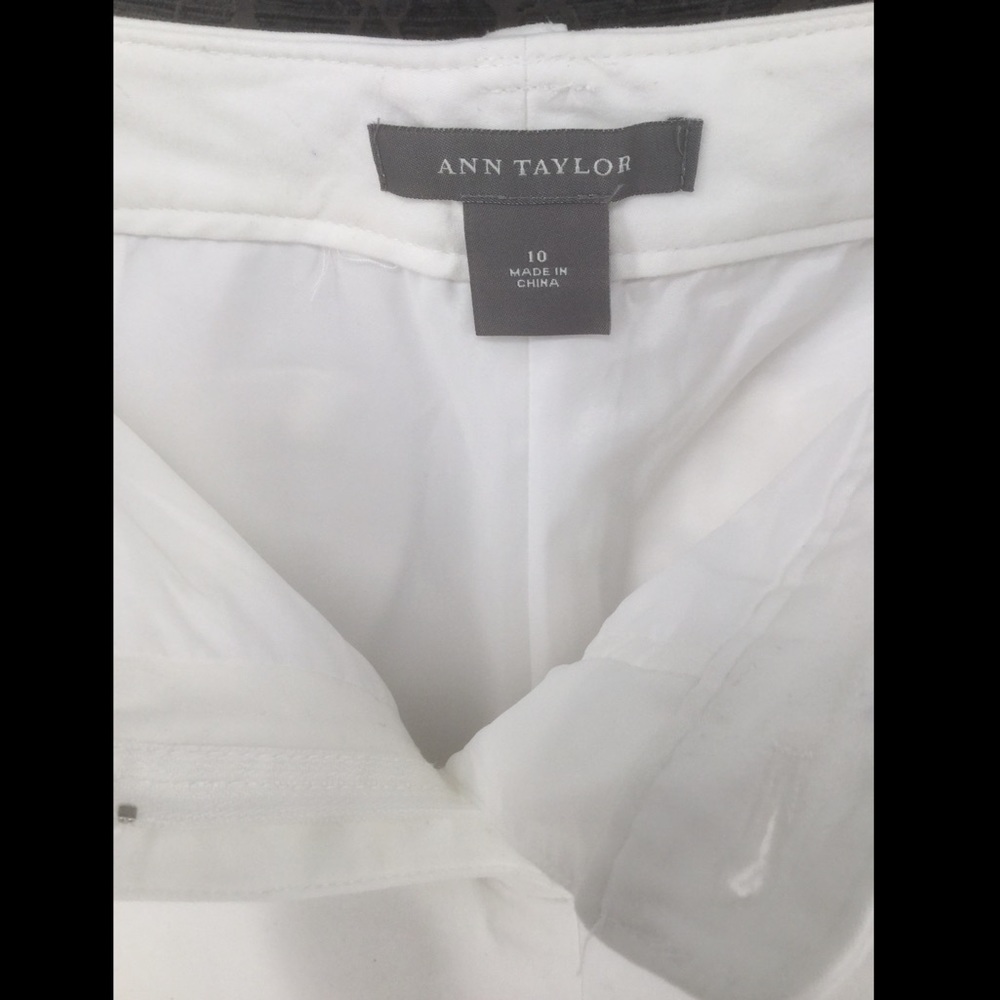 Ann Taylor size 10 White Capri Pants - Picture 4 of 8
